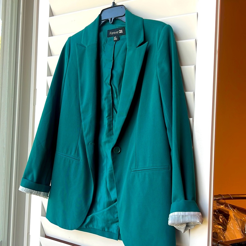 Forever 21 blazer size small